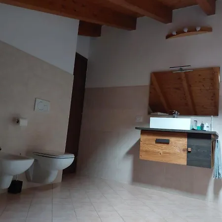 Ai Piedi Della Grigna
