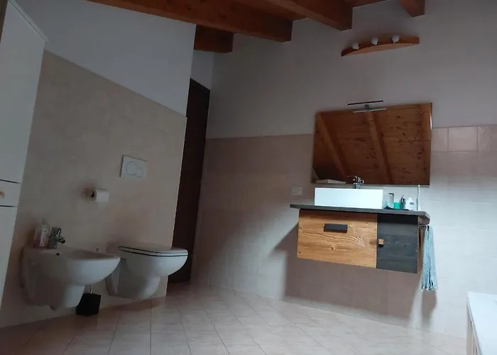 Ai Piedi Della Grigna